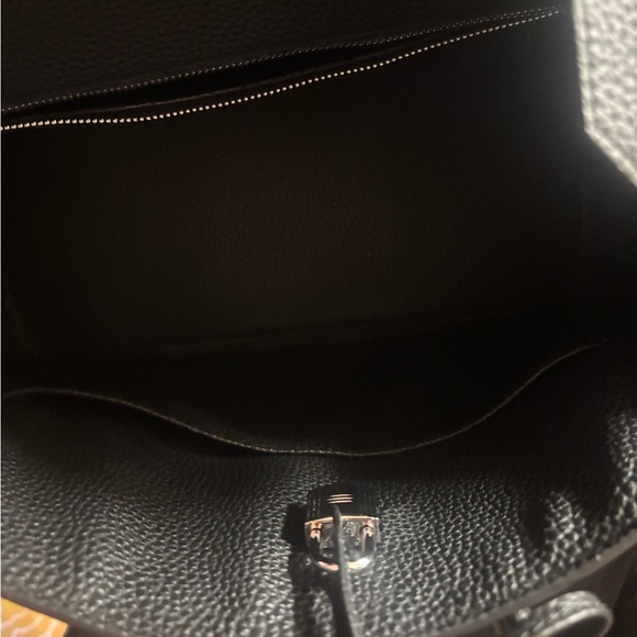 Black Leather Double Handle Handbag - Picture 9 of 15